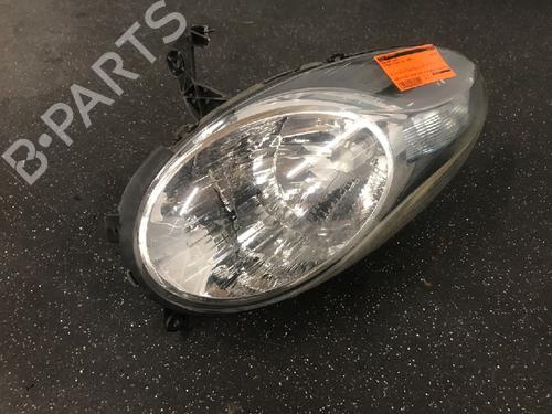 Used Left headlight NISSAN MICRA III (K12) 1.0 16V (65 hp) 12475635