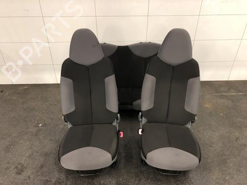 Set di sedili PEUGEOT 107 (PM_, PN_) 1.0 (68 hp) 31288969