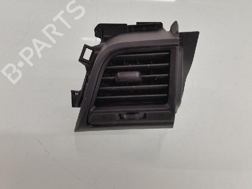 Used Air vent SUBARU TREZIA 1.3 (NSP120X, NSP120L) (99 hp) 13158196