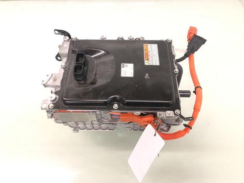 Used Inverter/Converter TOYOTA COROLLA Cross (ZVG1_, ZSG1_, MXGH1_, MXGA1_) 2.0 VVTi Hybrid (MXGH12, MXGH10) (196 hp) 15631618