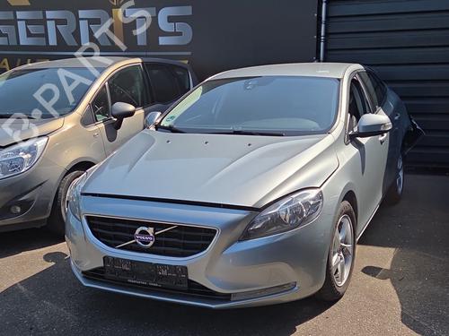Used Full front Full front 38639779 38639779
