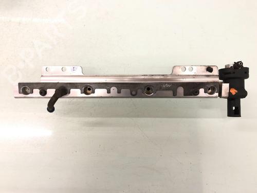 Used Injection rail VOLVO V40 Estate (645) 1.6 (109 hp) 15629189