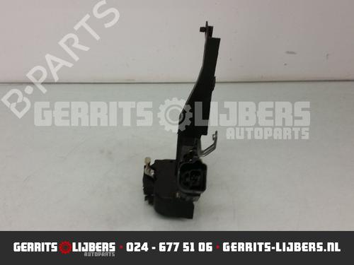 Rear right lock TOYOTA COROLLA (_E12_) 1.6 VVT-i (ZZE121_, ZZE121R) | BP13156250C99 