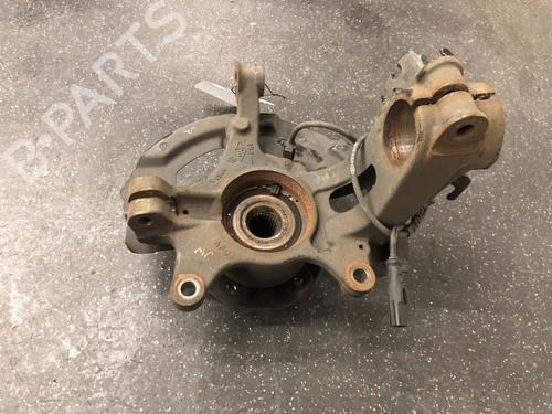 Used Left front steering knuckle RENAULT MEGANE IV Grandtour (K9A/M/N_) 1.0 TCe 115 (K9MB, K9MW) (114 hp) 15812350