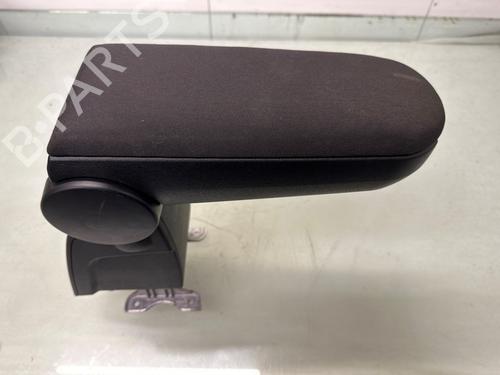 Used Armrest / Center console Armrest / Center console VW POLO V (6R1, 6C1) 1.2 (60 hp) 36094422 36094422