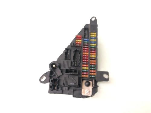Used Fuse box Fuse box 25704600 25704600