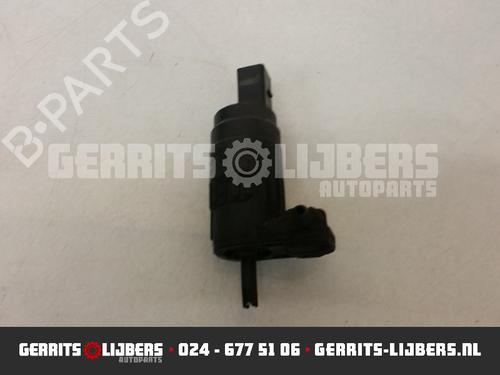 Used Washer pump Washer pump 13156597 13156597