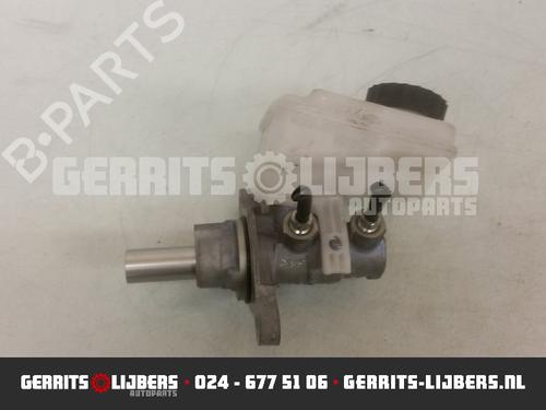 Used Brake master cylinder RENAULT CLIO II (BB_, CB_) 1.2 16V (BB05, BB0W, BB11, BB27, BB2T, BB2U, BB2V, CB05,... (75 hp) 12247911