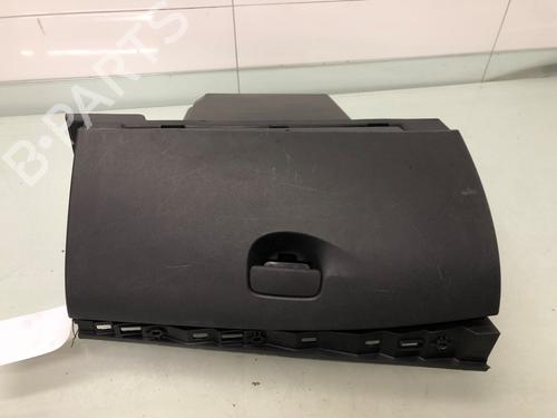 Used Glove box RENAULT MEGANE III Grandtour (KZ0/1) 1.5 dCi (KZ09, KZ0D, KZ1G, KZ29, KZ14, KZ1W, KZ10, KZ1F,... (110 hp) 23900966