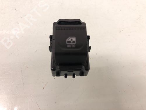 Used Switch Switch RENAULT CAPTUR II (HF_) LPG (HFMT) (101 hp) 15628459 15628459