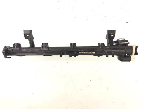 Used Injection rail Injection rail 15647312 15647312