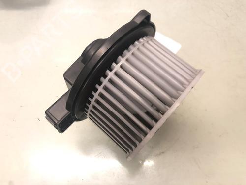 Used Heater blower motor MAZDA 2 (DE_, DH_) 1.3 (DE3FS) (75 hp) 25704988