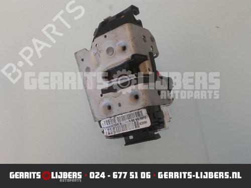 Used Front right lock JEEP COMPASS (MK49) 2.2 CRD 4x4 (136 hp) 13157392