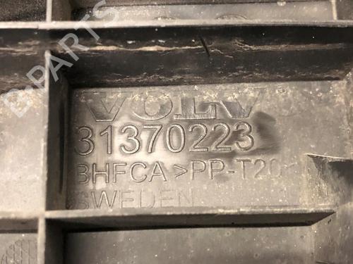 Other VOLVO V40 Hatchback (525) D2 | BP29388114O1 - Image 3