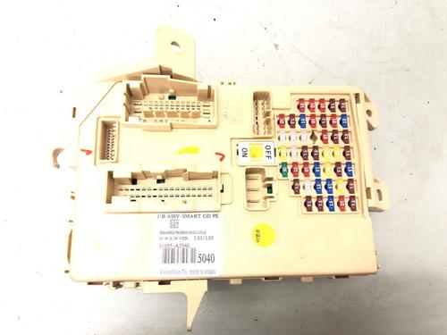 Fuse box HYUNDAI i30 Estate (GD) 1.4 | BP29699938E1
