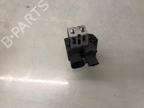 Used Electronic module Electronic module OPEL CROSSLAND X / CROSSLAND (P17, P2QO) 1.2 (75) (131 hp) 28190103 28190103