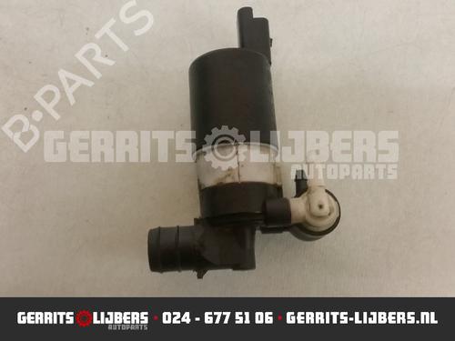 Used Washer pump Washer pump 13157138 13157138