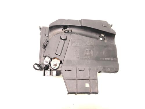 Used Fuse box Fuse box 28018392 28018392