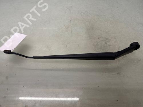 Used Front windshield wiper arm Front windshield wiper arm HYUNDAI i10 II (BA, IA) 1.0 (67 hp) 33630716 33630716