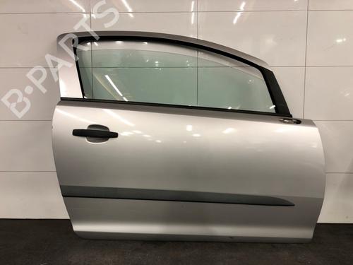 right-front-door-opel-corsa-d-s07-2006-2007-2008-2009-2010-2011-2012-2013-2014-2015-30193945 main image