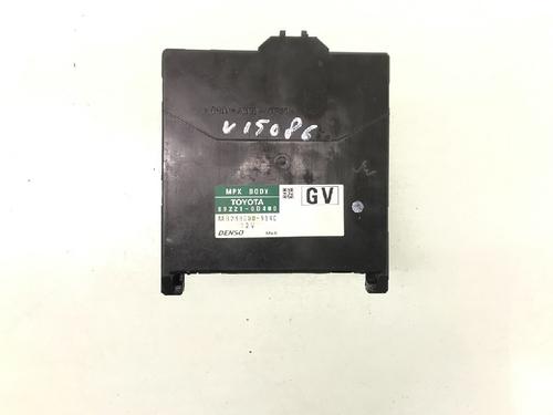 Used Electronic module TOYOTA YARIS (_P13_) 1.5 Hybrid (NHP130_, NHP130) (101 hp) 12480384
