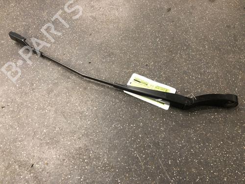 front-wipers-mechanism-opel-grandland-grandland-x-a18-p1uo-12-75-yp00060580-74432-2017-13163427 main image