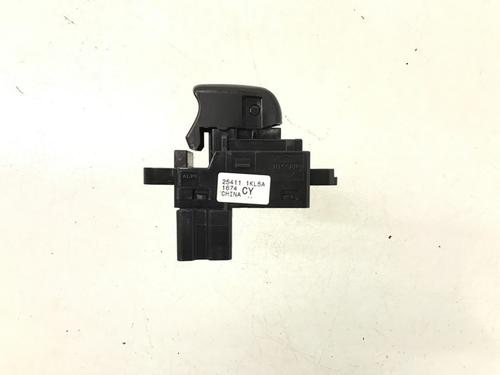 switch-nissan-juke-f15-16-254111kl5a-2010-2011-2012-2013-2014-2015-2016-2017-2018-2019-12481630 main image