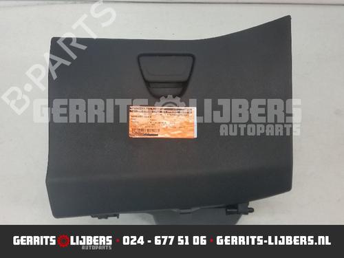 Used Glove box FORD FIESTA VI (CB1, CCN) 1.25 (60 hp) 12246454