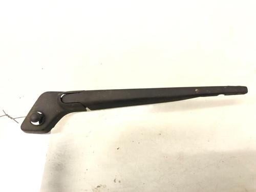 Used Rear windshield wiper arm VOLVO XC70 I Cross Country (295) 2.5 T XC AWD (209 hp) 22606405