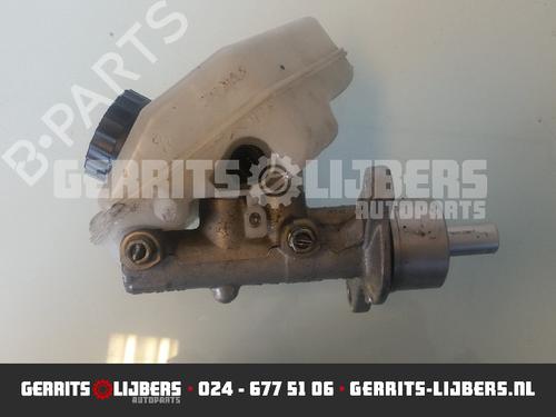 Used Brake master cylinder OPEL TIGRA TwinTop (X04) 1.8 (R97) (125 hp) 12249512
