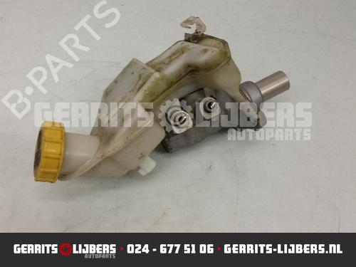 Used Brake master cylinder FORD FIESTA V (JH_, JD_) 1.3 (69 hp) 12248541