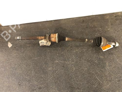 Used Right front driveshaft Right front driveshaft PEUGEOT BOXER Van 2.2 HDi 150 (150 hp) 28717931 28717931