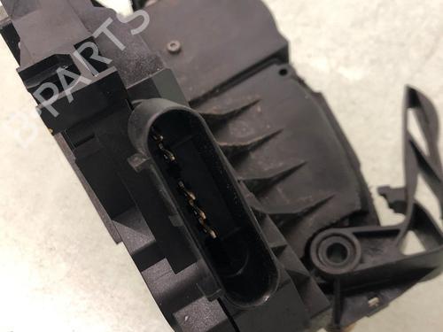 Front left lock FORD FIESTA VI (CB1, CCN) 1.25 | BP16161219C98