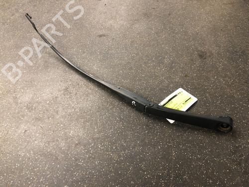 Used Front windshield wiper arm KIA CEE'D Sportswagon (JD) 1.6 GDI (135 hp) 13163930