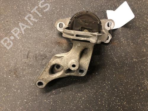 Used Engine mount OPEL VIVARO B Van (X82) 1.6 CDTI (05) (116 hp) 18828376