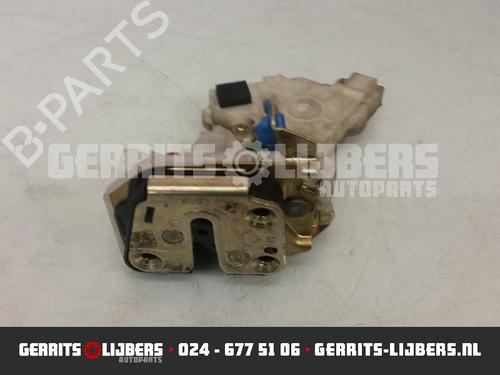 Used Rear right lock SUBARU IMPREZA Estate (GG) 1.6 AWD (95 hp) 13155760