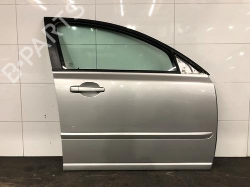 Porte avant droite VOLVO V50 (545) D2 (114 hp) 31288941