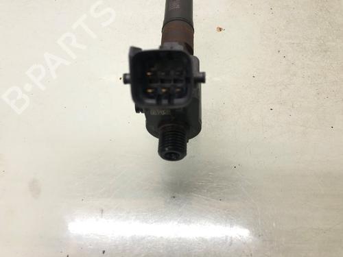 Injector VOLVO V40 Hatchback (525) D2 | BP29878848M100 - Image 3