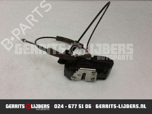 Used Front right lock NISSAN NOTE (E11, NE11) 1.6 (110 hp) 13155915