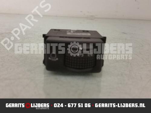 Used Switch NISSAN NOTE (E11, NE11) 1.6 (110 hp) 12248609