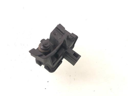 Brandstofklep actuator SKODA FABIA III Estate (NJ5) 1.4 TDI (90 hp) 15630137