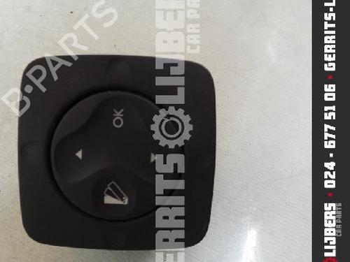 Used Switch RENAULT GRAND SCÉNIC III (JZ0/1_) 1.5 dCi (JZ09, JZ0D, JZ10, JZ14, JZ1G, JZ29, JZ2C) (110 hp) 12247610