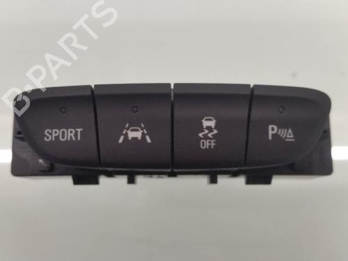 Used Switch OPEL ASTRA K Sports Tourer (B16) 1.6 CDTi (35) (110 hp) 12249875