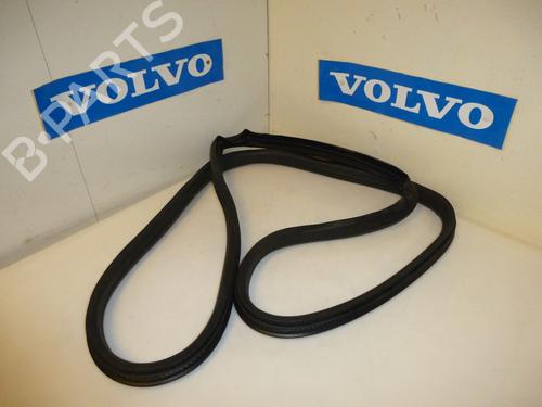 Used Rubber door seal VOLVO V60 I (155) D4 (190 hp) 13162168