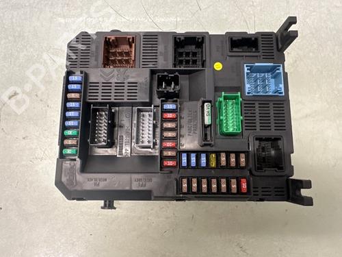 Used Fuse box Fuse box PEUGEOT 208 I (CA_, CC_) 1.2 VTI 82 (82 hp) 31289300 31289300
