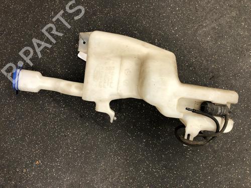 Used Windscreen washer tank FORD TRANSIT COURIER B460 Box Body/MPV 1.5 TDCi (75 hp) 17998158