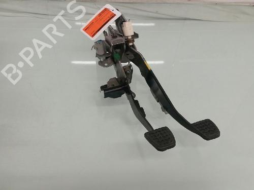 Pedal PEUGEOT 108 1.0 VTi (69 hp) 12472683