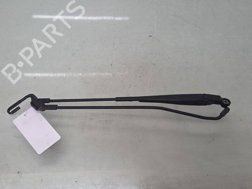 Used Front windshield wiper arm Front windshield wiper arm 39405158 39405158