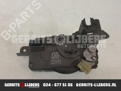 Front right lock OPEL ASTRA H (A04) 1.3 CDTI (L48) | BP13155877C97 