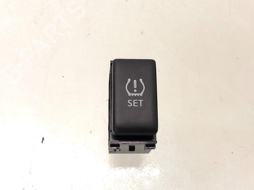 Mando Mando 28018558 28018558